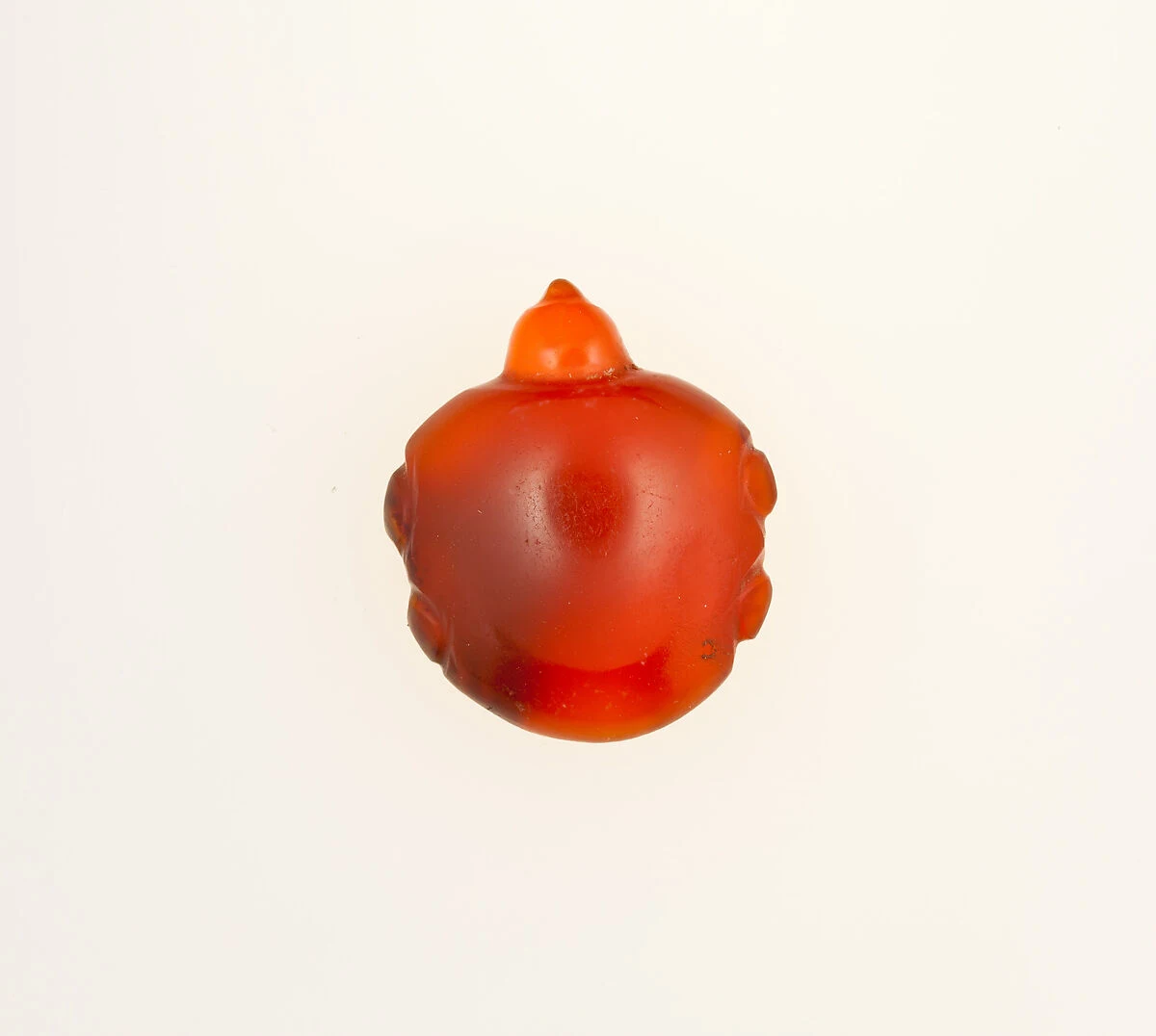Сердоликовый амулет в форме черепахи из Древнего Египта, около 1550–1450 годов до н. э.